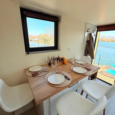 446 Tiny House Zues 아파트 Shkodër