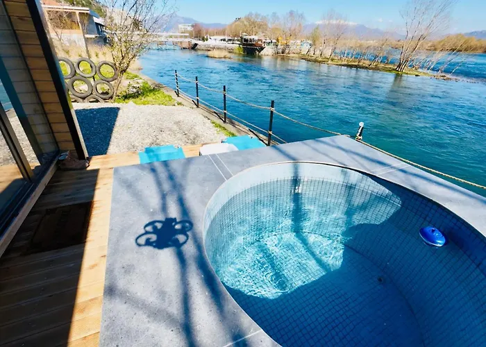 446 Tiny House Zues Apartament