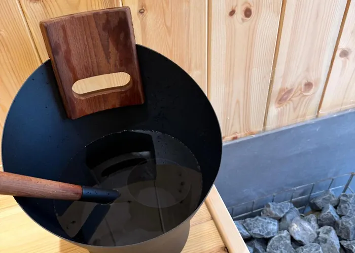 446 Tiny House Zues *