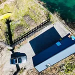 446 Tiny House Zues